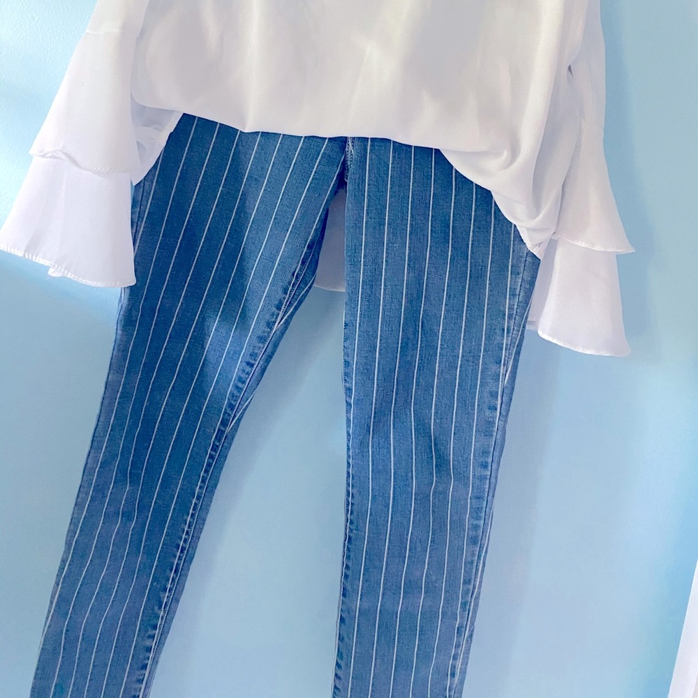 Striped skinny jeans